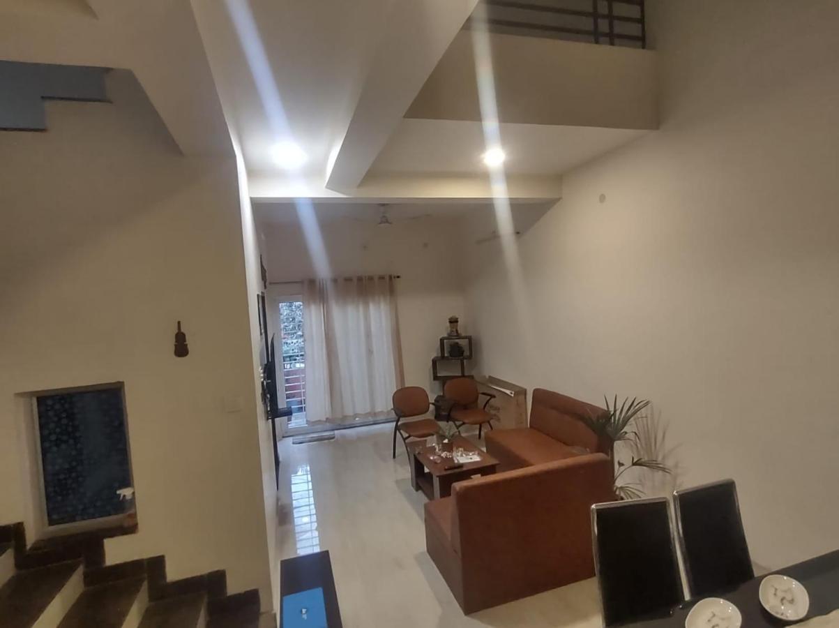 Samadhan Home Stay จาบัลปูร์ ภายนอก รูปภาพ